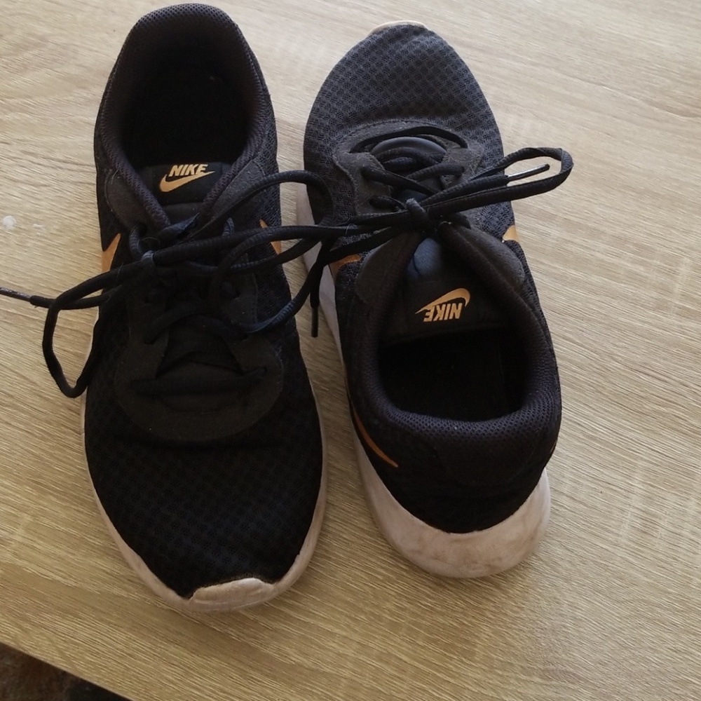 Nike gold shoes